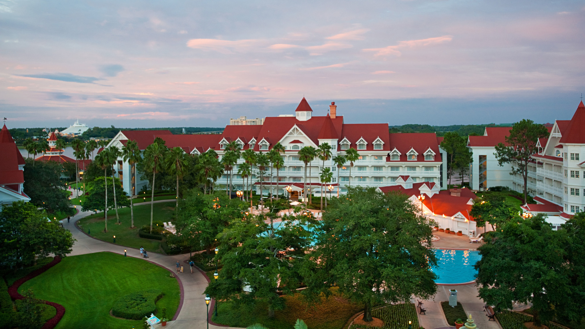 Grand Floridian Resort And Spa 2 Bedroom Suite Main Building Club Level   Grand Floridian Resort And Spa 2 Bedroom Suite Main Building Club Level Gallery07 1024x576@2x 